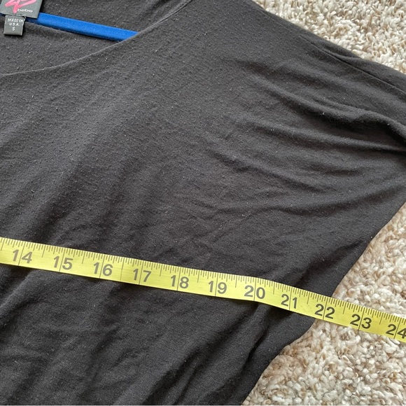 2B BEBE DOLMAN OPEN SLEEVE Black Top Size Small - Picture 6 of 6